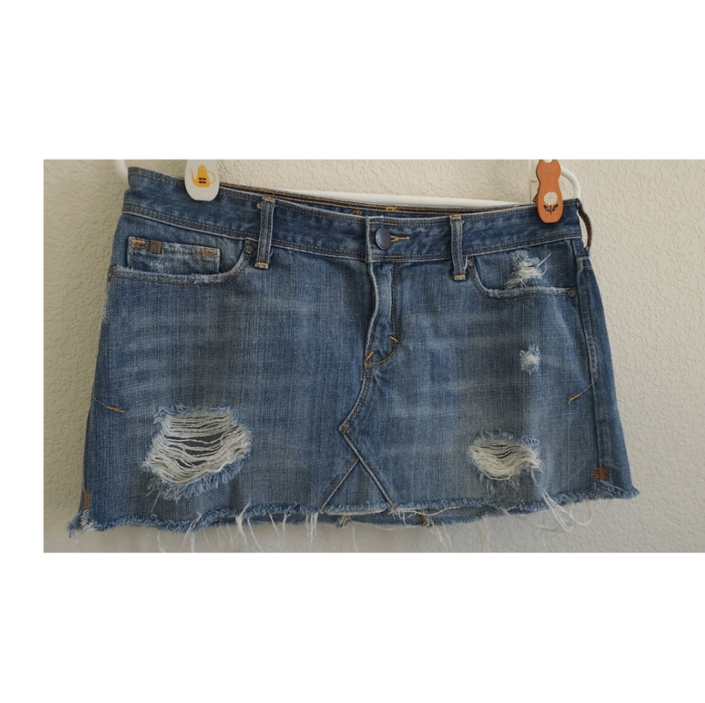 Abercrombie & Fitch Size 2 Denim Skirt
